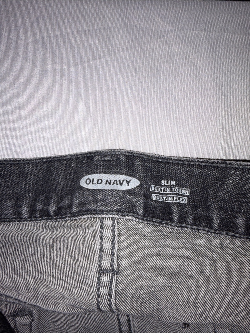 Old navy - Picture 3 of 4